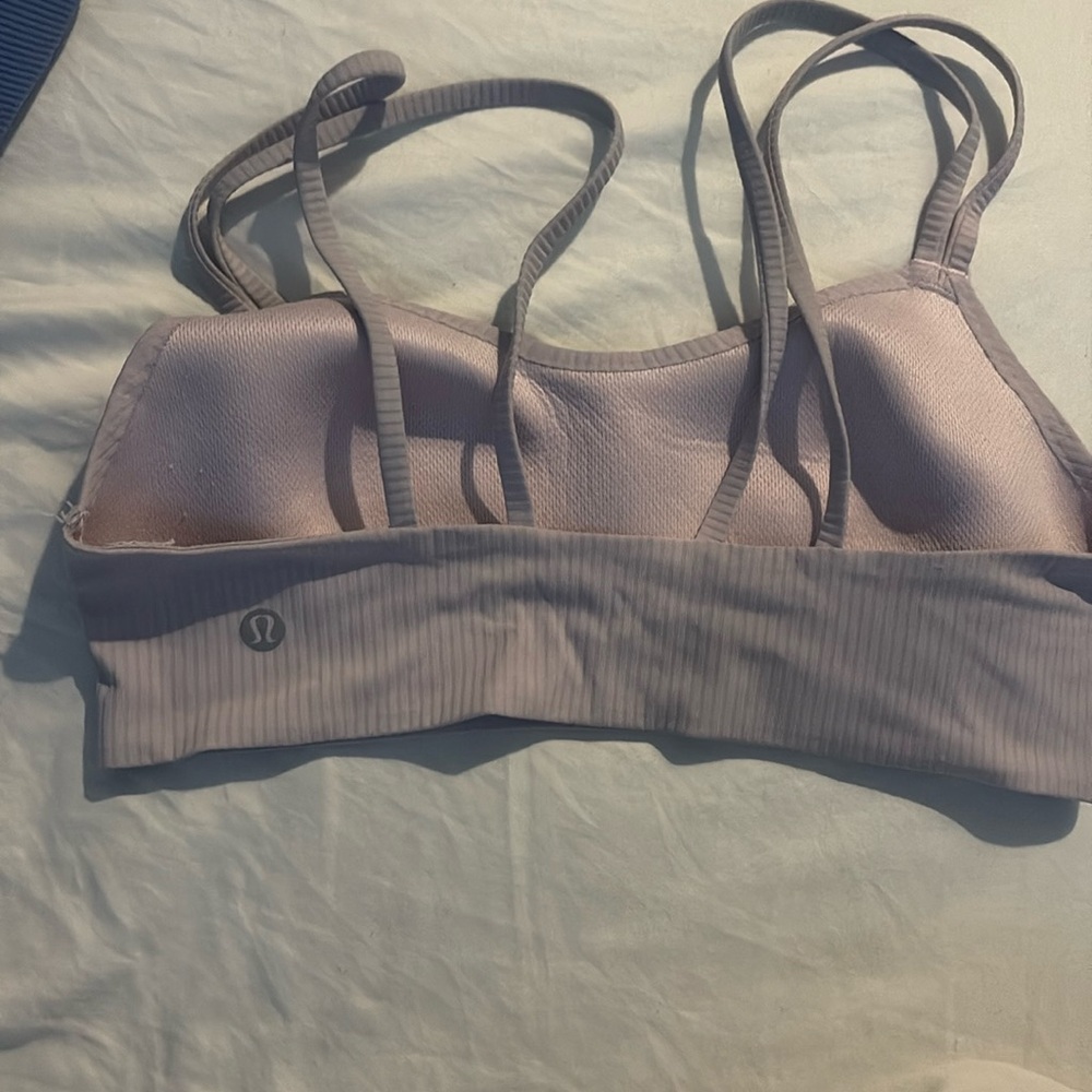 Lululemon pink bra